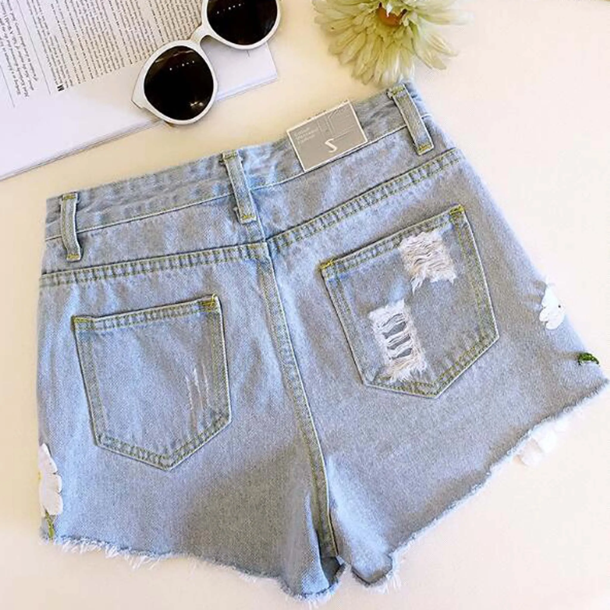Daisy Sky Shorts