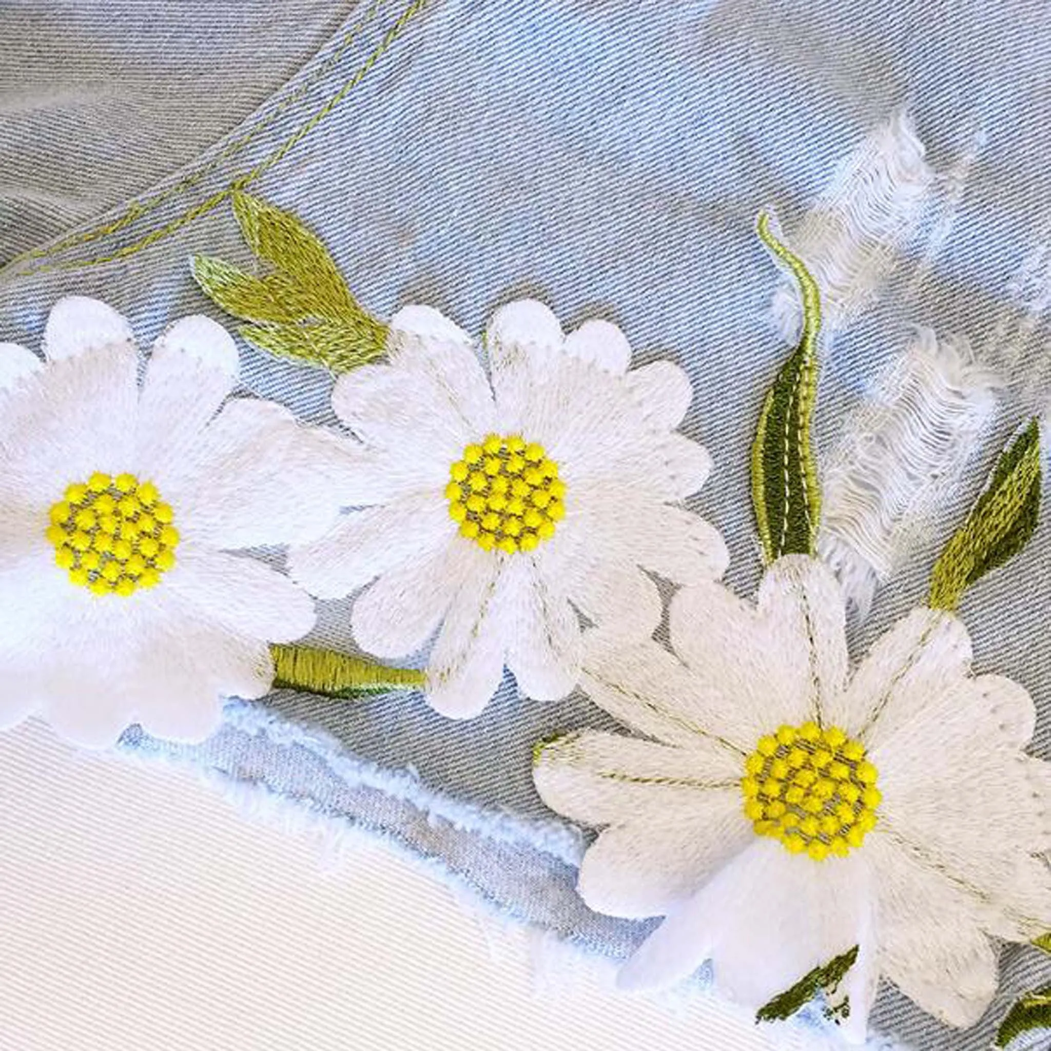 Daisy Sky Shorts