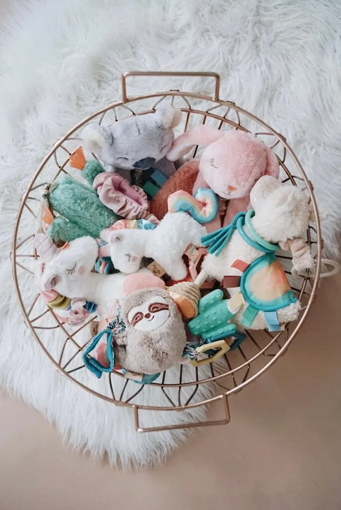Itzy Ritzy Link & Love™ Teething Activity Toy